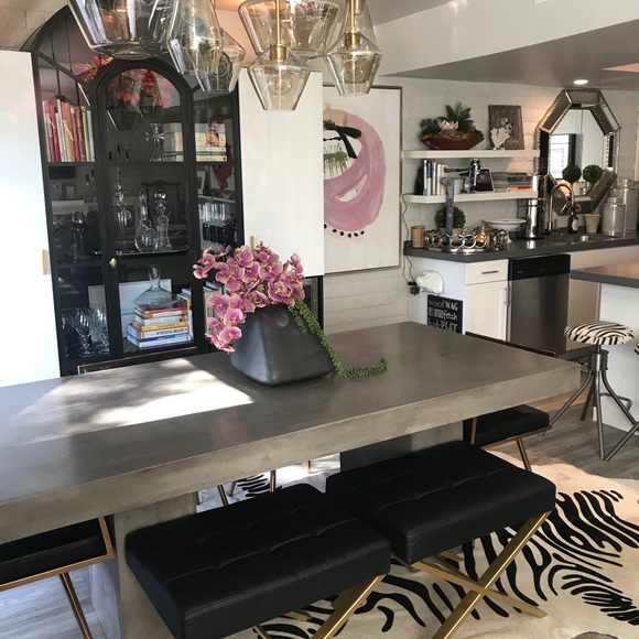 👛 Hi and welcome to my closet. - Picture 7 of 7